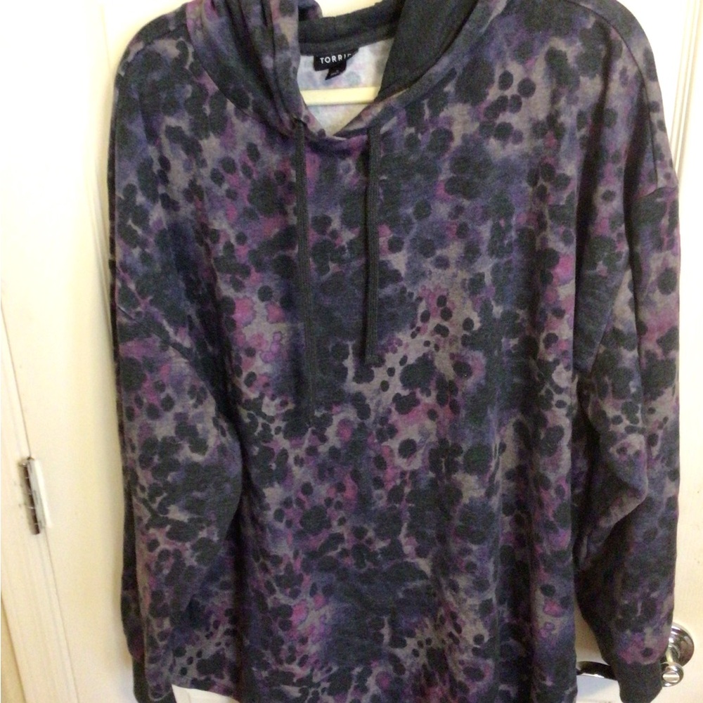 Torrid Hoodie size 3 NWOT